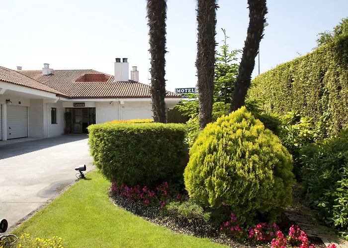 Motel Jardin Oleiros